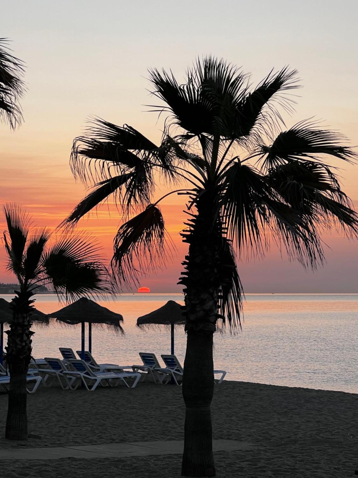 Las Acacias - El Bombo Beach Ла Кала де Михас Екстериор снимка